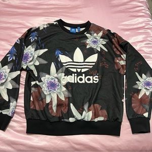 adidas floral crewneck size medium